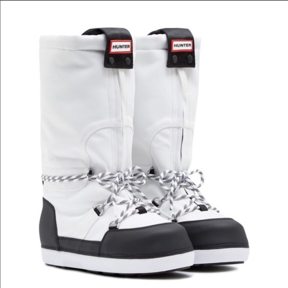 Hunter Shoes - (Sold) Hunter Waterproof Snow Boot White Size 6